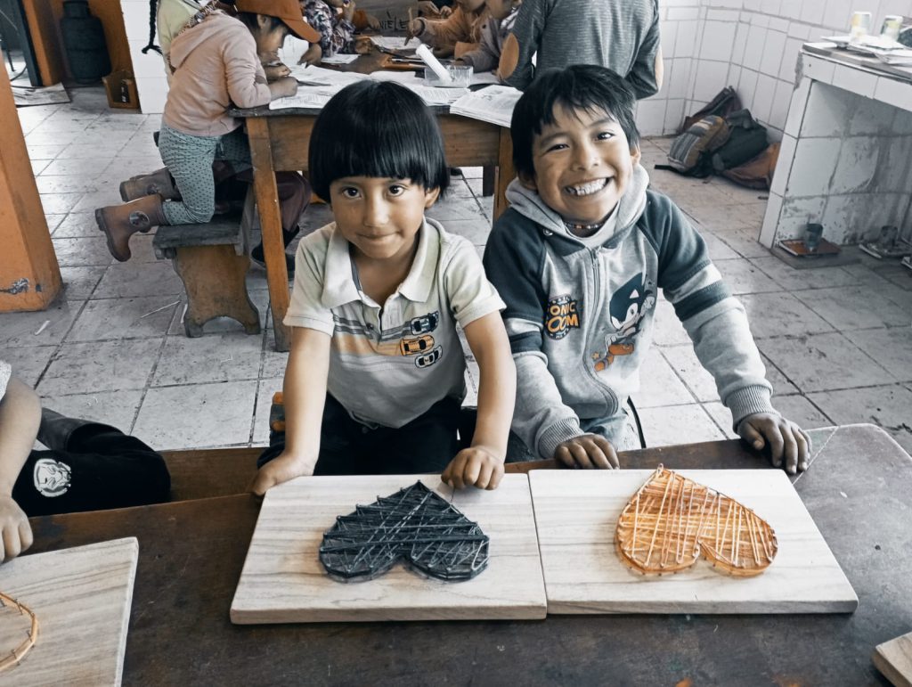 Aktivitäten mit Kindern der Pfarrgemeinde in Ecuador